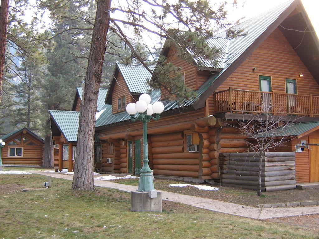 Rainbow Lake Castle Resort 普林斯顿 外观 照片